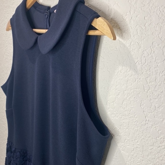 𝅺NANETTE Lepore Collared Sleeveless Lace Dress - Picture 4 of 11